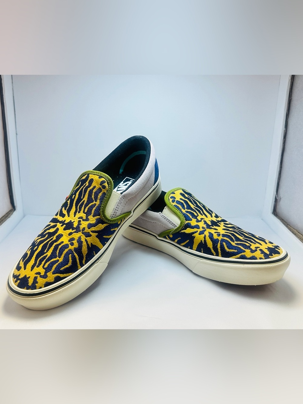 Vans Classic Slip-On Floral Print Sneakers | Blue & Yellow